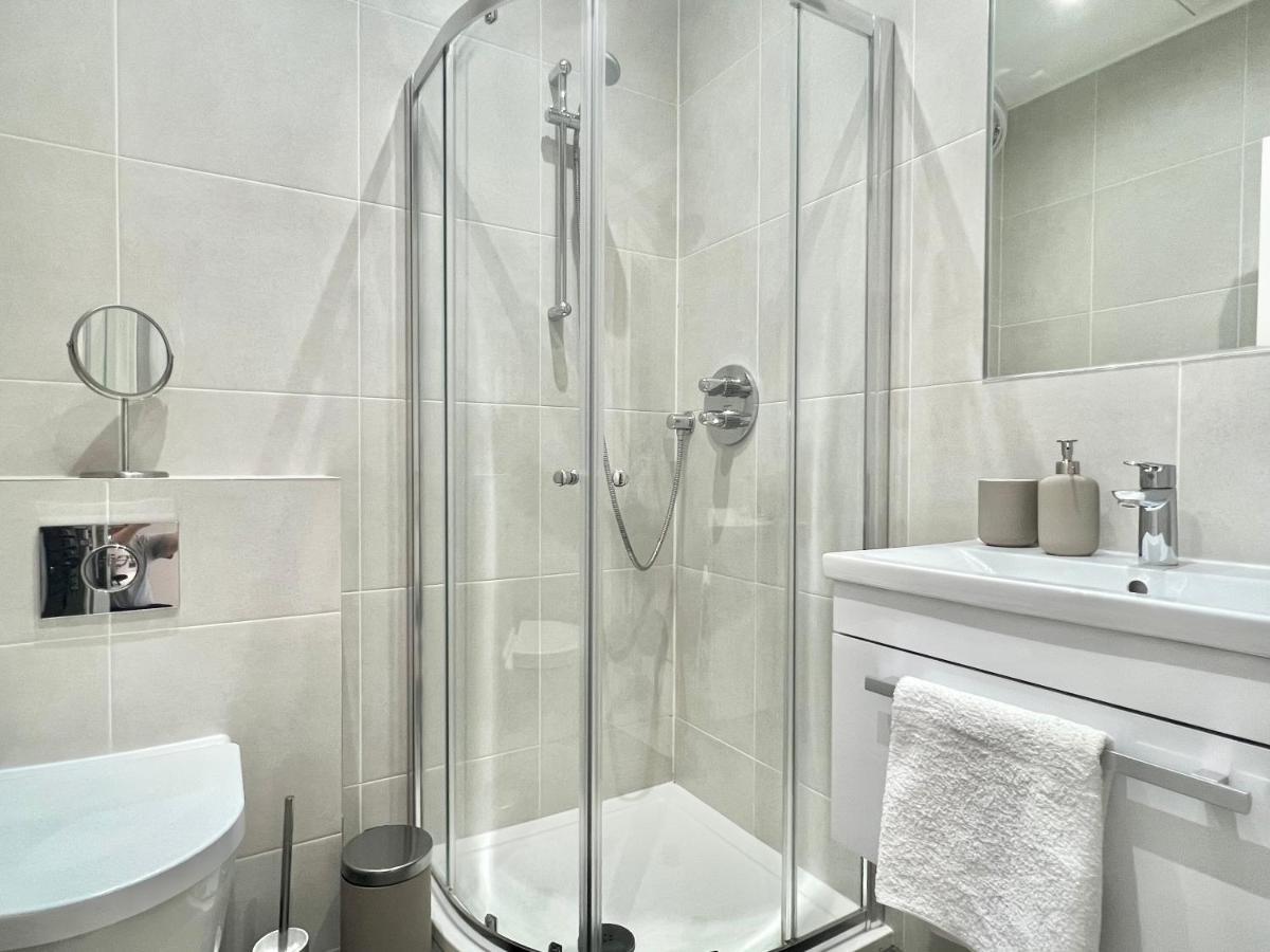 לונדון 2 Bedroom Apartment In South Hampstead מראה חיצוני תמונה